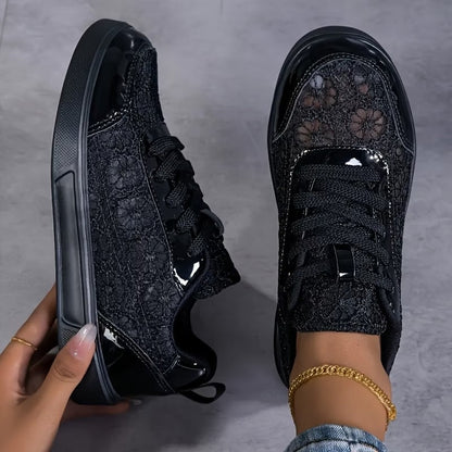 Flor | Zapatillas con encaje floral
