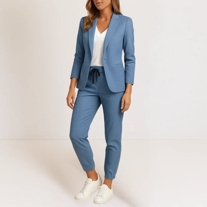 Carol™ | Elegancia moderna en un conjunto cómodo