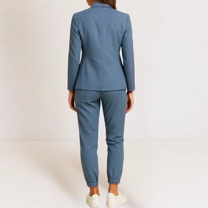 Carol™ | Elegancia moderna en un conjunto cómodo