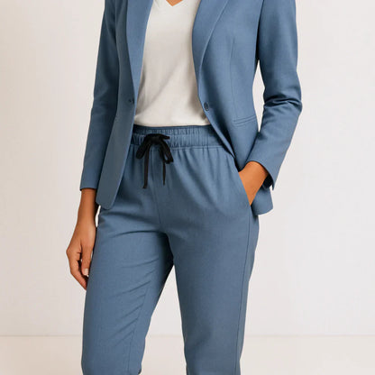 Carol™ | Elegancia moderna en un conjunto cómodo