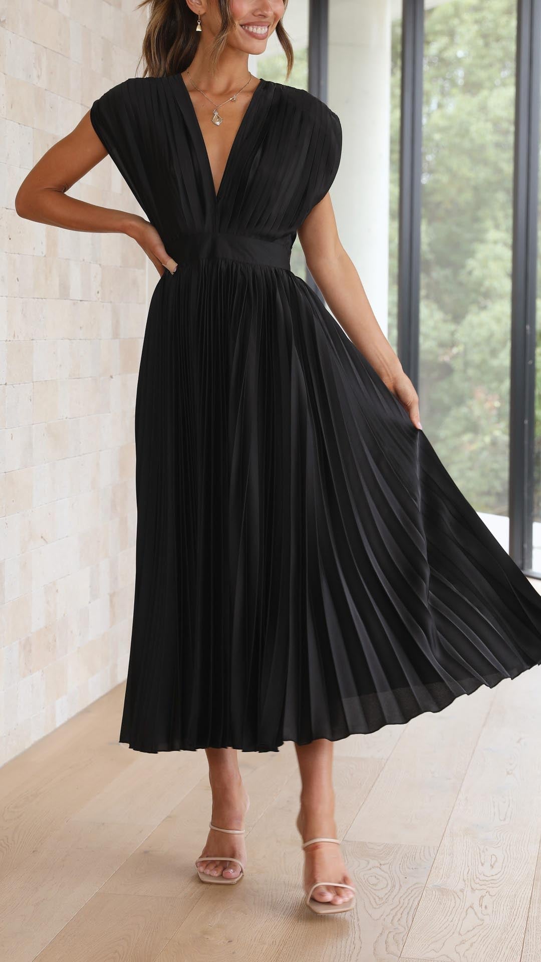 Livia | Vestido Midi Plisado Con Escote Profundo y Caída Fluida
