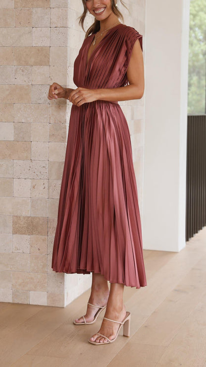 Livia | Vestido Midi Plisado Con Escote Profundo y Caída Fluida
