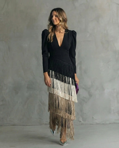 Clara | Elegante Vestido Midi Con Mangas y Flecos
