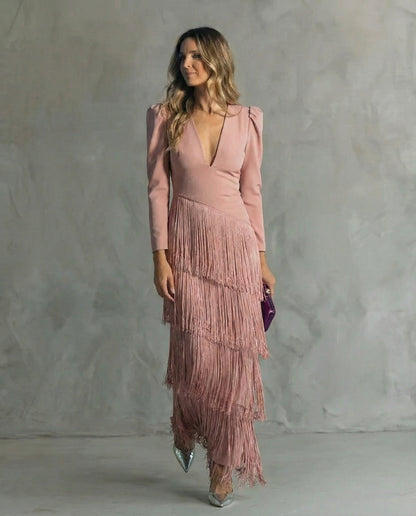 Clara | Elegante Vestido Midi Con Mangas y Flecos