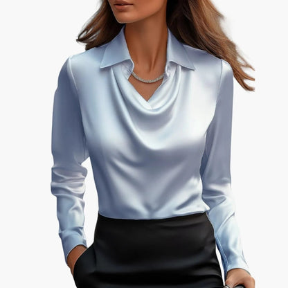 Blusa de satén para mujer con cuello drapeado y mangas largas.