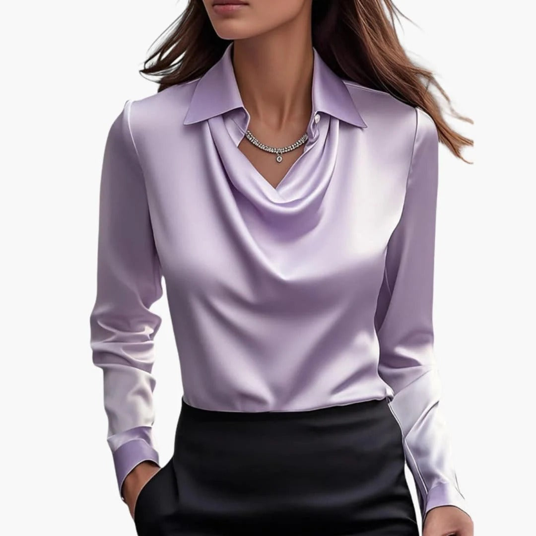 Blusa de satén para mujer con cuello drapeado y mangas largas.