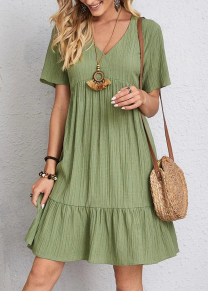 Jana | Vestido mini con cuello en V, efecto deshilachado y capas
