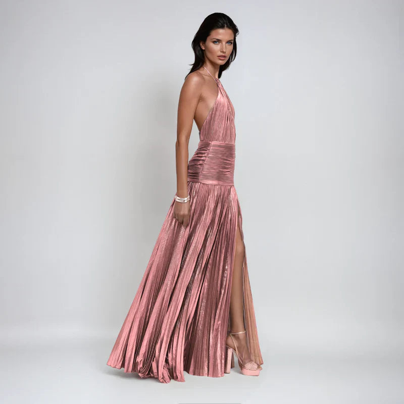 Dalia | Vestido Largo Satinado Con Escote Halter y Abertura Alta