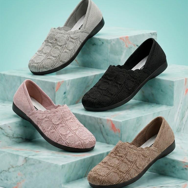 LOLA |👟Zapatos casuales de mujer de tejido transpirable✨ Tejido transpirable que mantiene los pies frescos y cómodos; suela flexible de PVC, ideal para largos paseos🚶